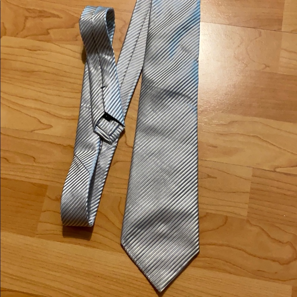 David Donahue silk tie